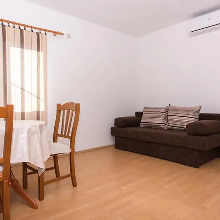 Apartment Martina Trogir